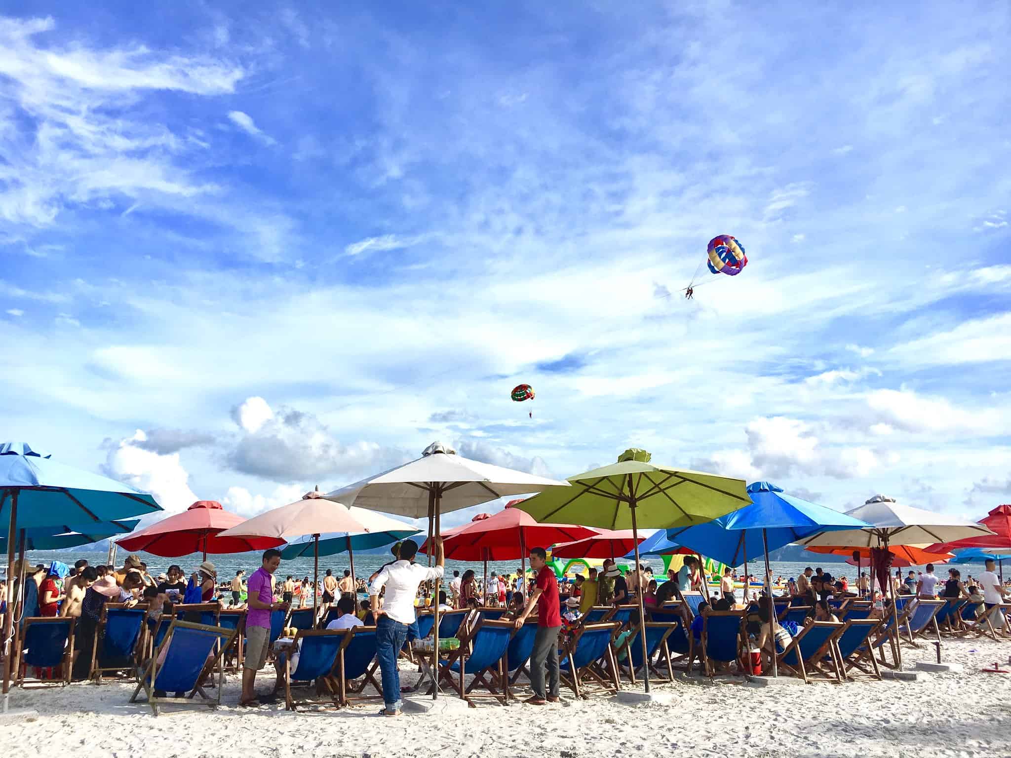 Bai chay beach near Hanoi
