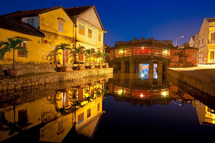 Bridge pagoda in Hoi An at night