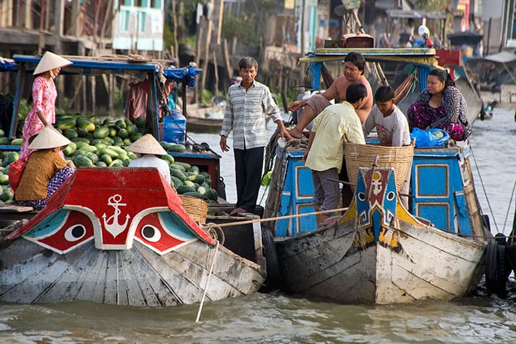Cai Be floating market - popular floating market in Mekong delta