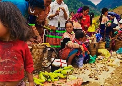 Can Cau Market – A Unique Local Market in Lao Cai near Sapa, Vietnam
