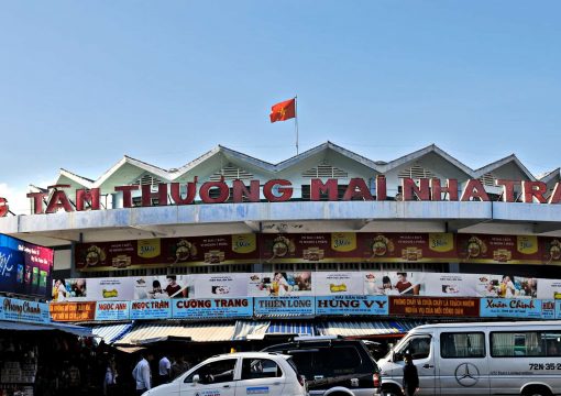 Dam Market: an Ideal Place for Shopping in Nha Trang