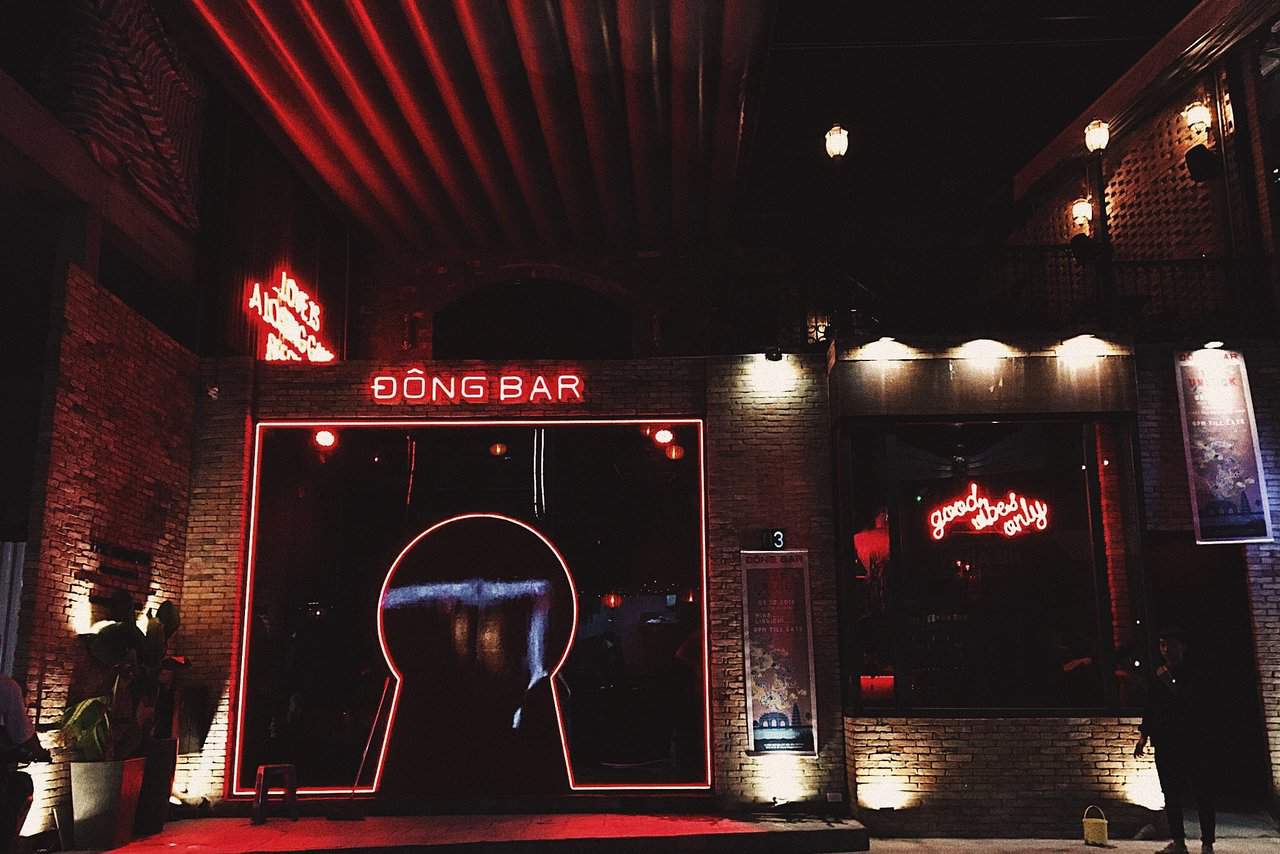 dong-bar