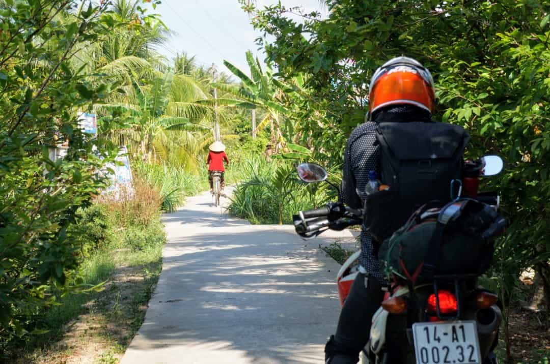 Get around Mekong Delta by motorbike