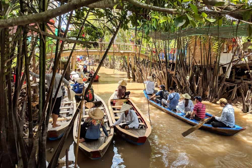 Get to Mekong delta on Mekong delta tour