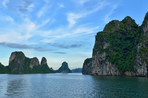 Halong Bay in December – a Good or Bad Time for a Trip?