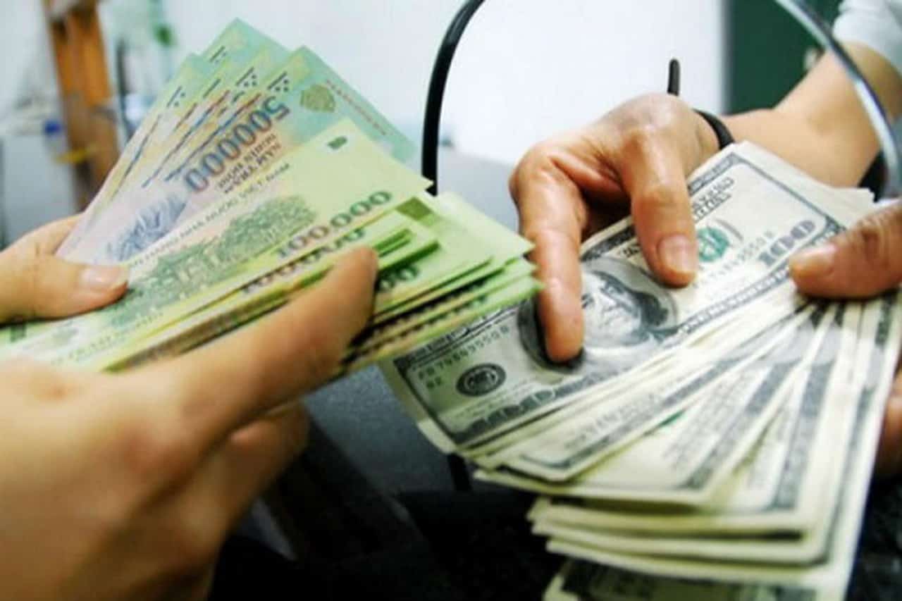 Hanoi Scams Exchange Rates