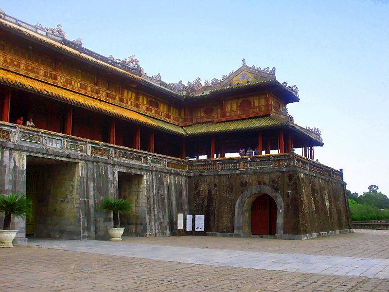 History of Ngo Mon gate (alotrip)