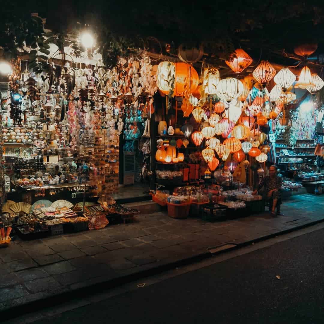 Hoi An night market - Best markets in Hoi An