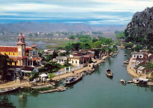 An Exclusive Journey to Kenh Ga Floating Village, Ninh Binh