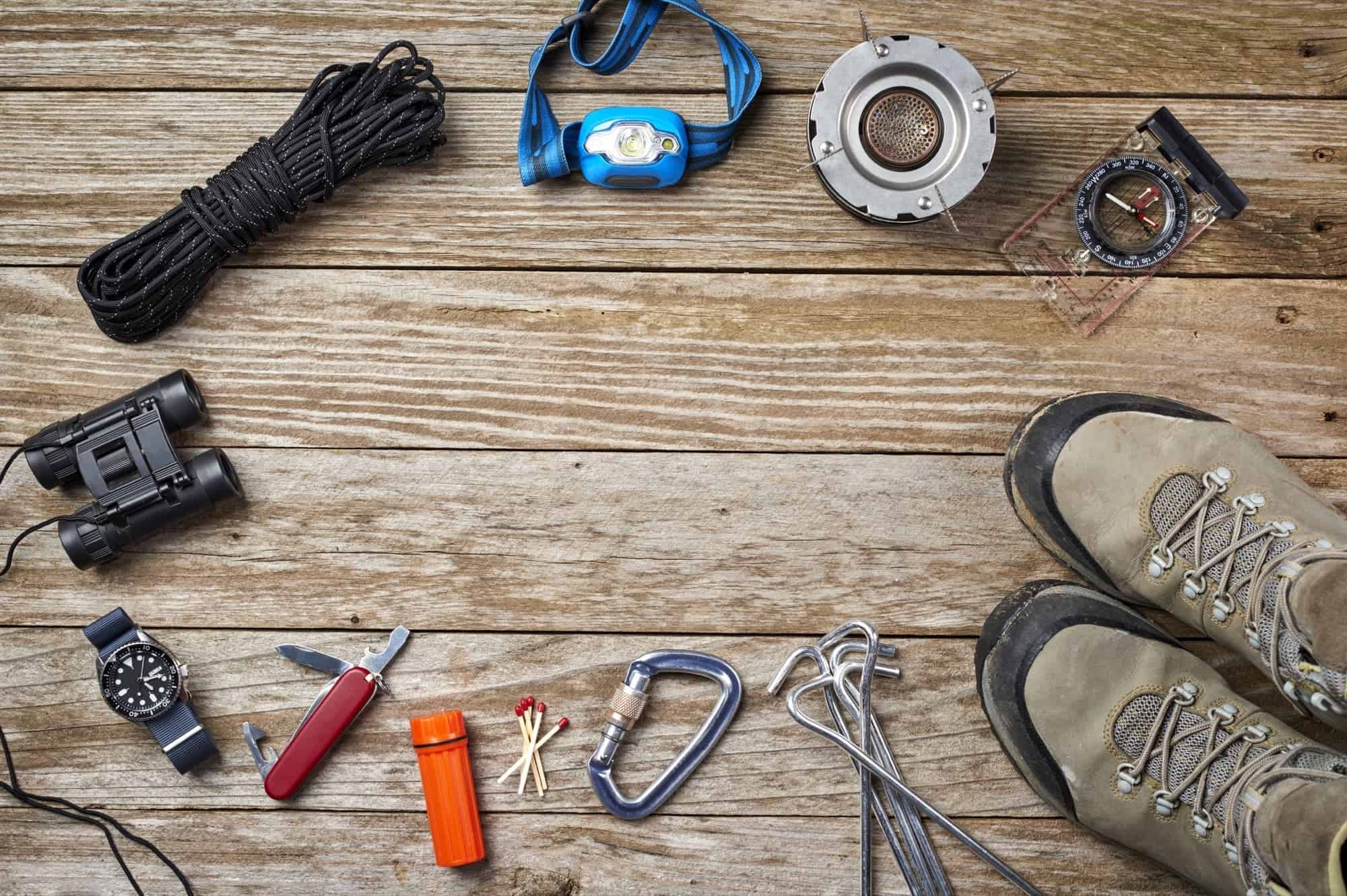 Prepare for rock climbing in Halong