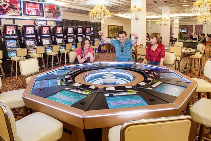Royal International Gaming Club in Halong Bay