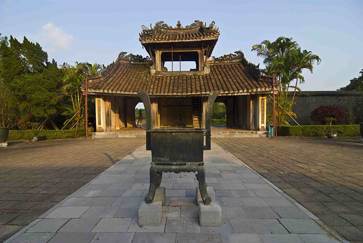structure and arrchitecture of Tu Duc tomb