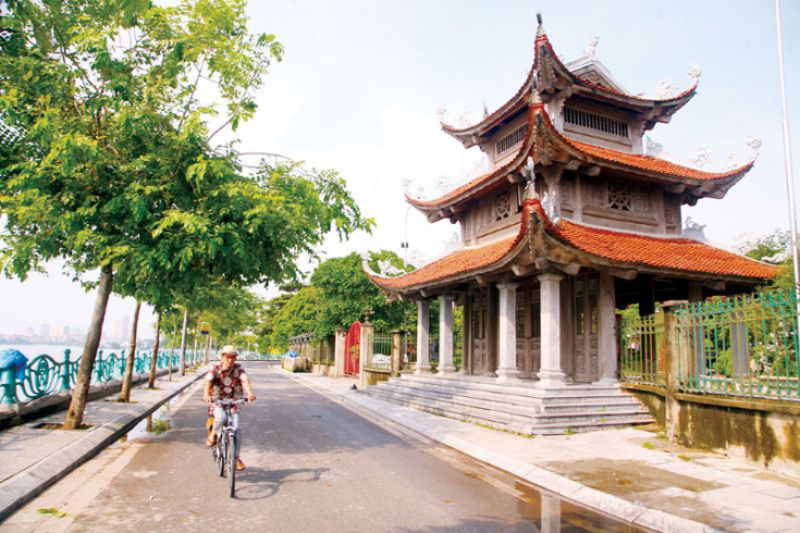 Tao Sach pagoda - things to see around West Lake