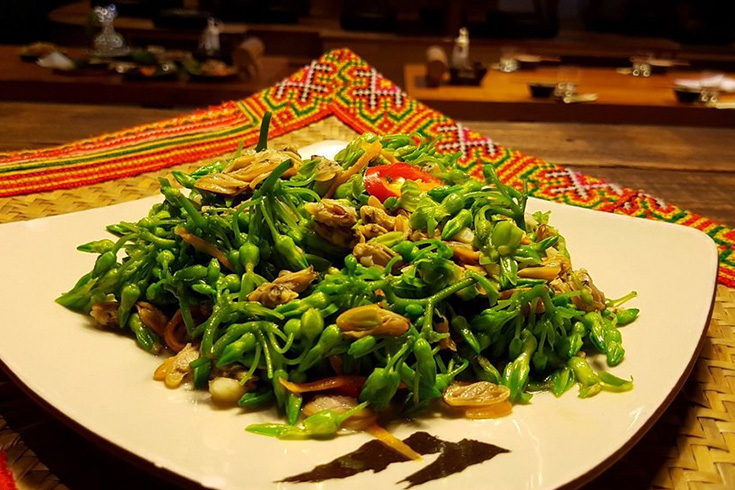 Thien Ly Flower Buds dish