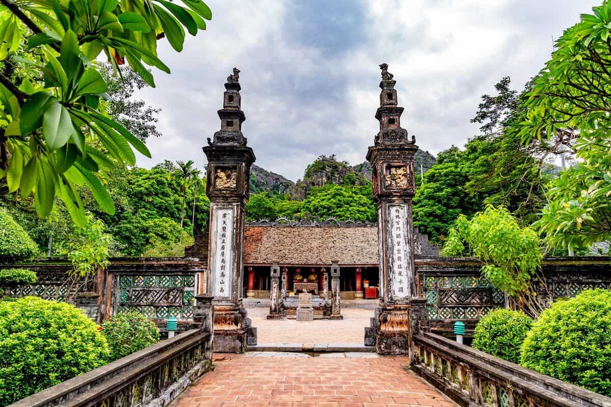 Trang An Complex Relic Sites