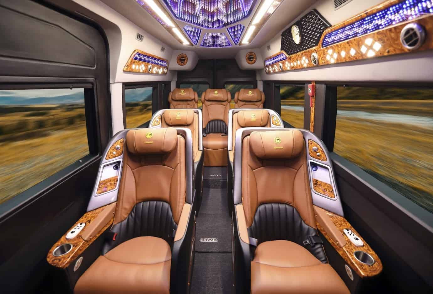 Travel from Hanoi to Halong Bay by shuttle bus
