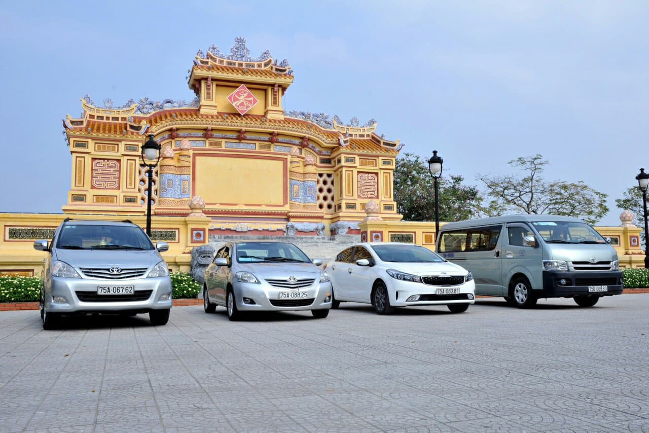 Travel from Hue to Hoi An by car