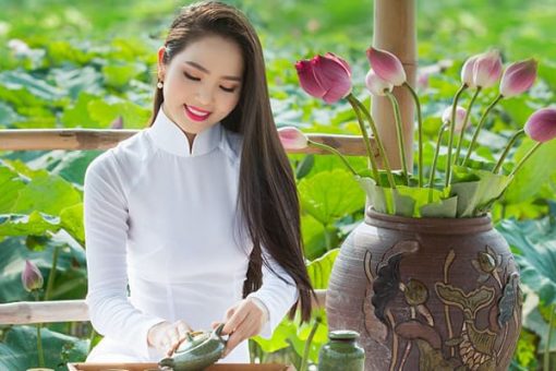 Ao Dai – The Vietnamese Long Dress