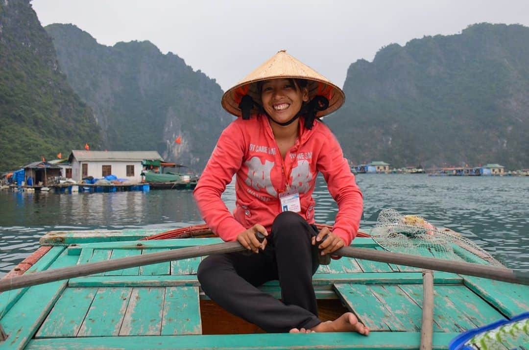 Water taxi driver in Cua Van Floating village