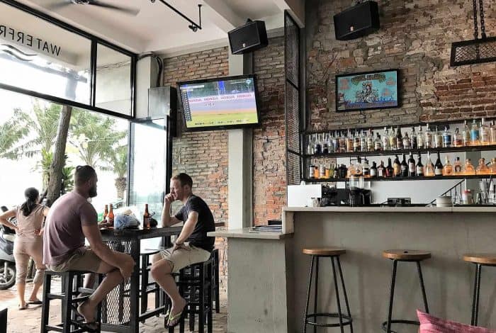 Waterfront Restaurant & Bar in Da Nang: What People Say about It