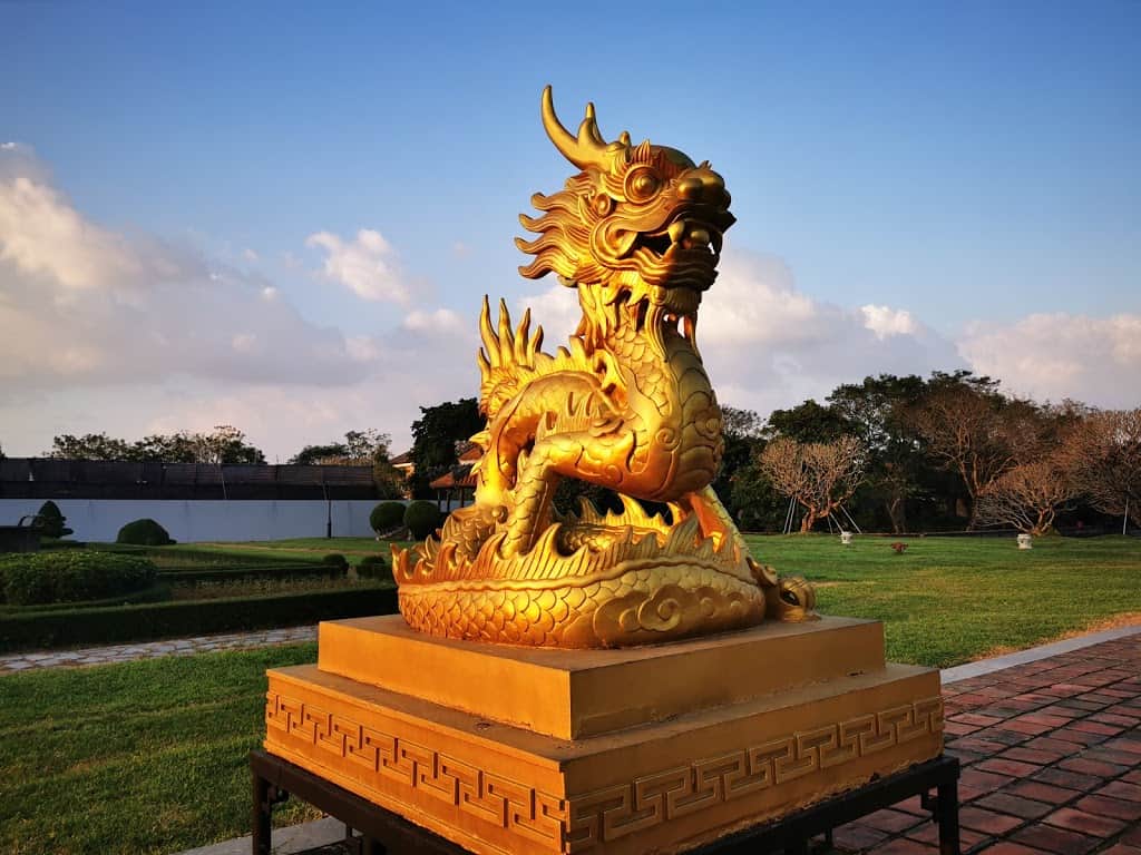 What to see in Ngo Mon gate