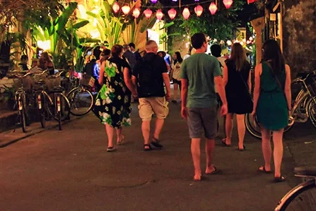 Hoi An Night Street Food Tour